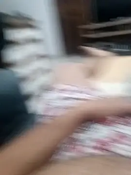 Snapshot of jayhzin chatting on November 10, 11:48 pm jayhzin online show from November 10, 11:48 pm