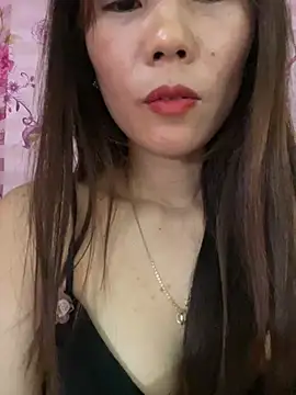 Snapshot of Moon_pusy chatting on June 12, 3:05 am Moon pusy online show from June 12, 3:05 am