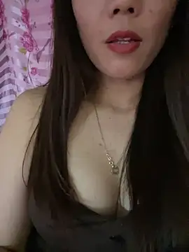Snapshot of Moon_pusy chatting on July 11, 2:09 pm Moon pusy online show from July 11, 2:09 pm