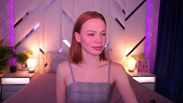 ShyySiren online show from March 22, 3:04 pm