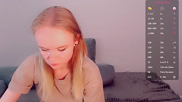 Snapshot of AliceNya_cute chatting on May 7, 5:57 am AliceNya cute online show from May 7, 5:57 am