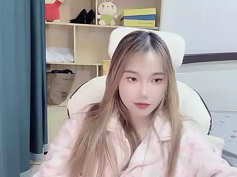 W-Sunflower online show from November 24, 2:06 pm