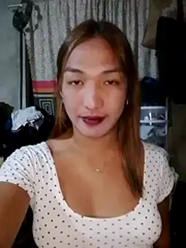 Snapshot of sollen-goddes chatting on February 1, 11:42 am sollen-goddes online show from February 1, 11:42 am