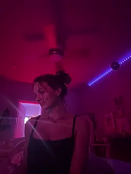 Texxaspearl online show from March 23, 8:18 am