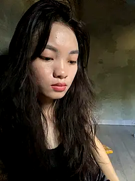 Snapshot of Bella_sexy98 chatting on September 23, 5:32 am Bella sexy98 online show from September 23, 5:32 am