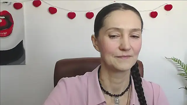 TayaFinch online show from February 22, 1:09 pm