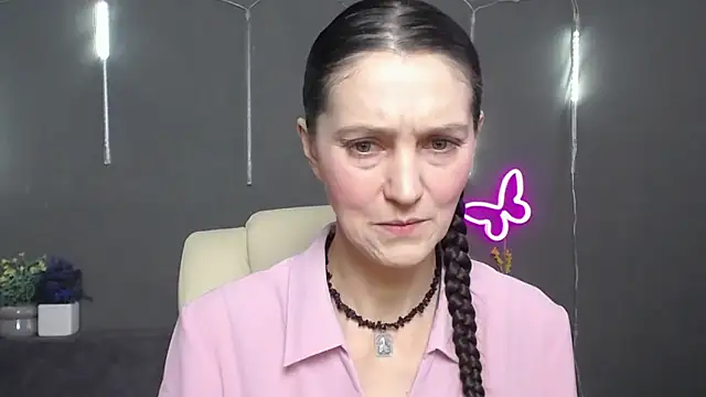 TayaFinch online show from February 24, 1:20 pm