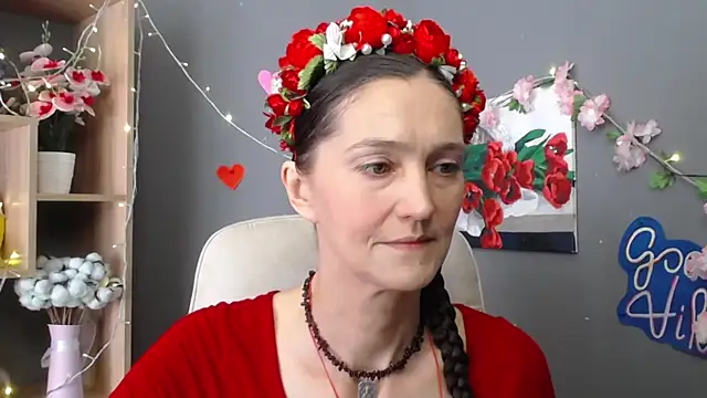 Snapshot of TayaFinch chatting on May 26, 2:13 pm TayaFinch online show from May 26, 2:13 pm