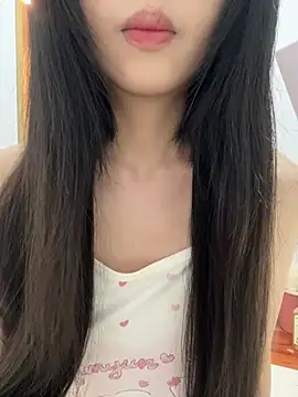 Snapshot of qiqi_x chatting on June 27, 3:28 pm qiqi x online show from June 27, 3:28 pm