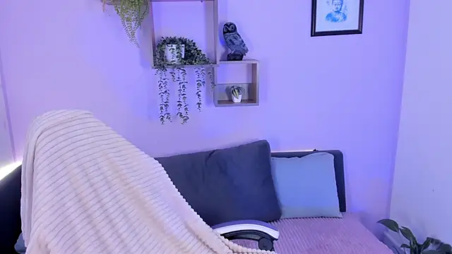 Snapshot of MadissonCooper_ chatting on September 30, 6:46 pm MadissonCooper  online show from September 30, 6:46 pm