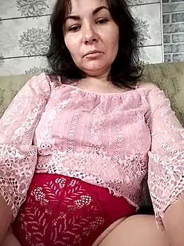 Snapshot of Mia24Blove chatting on October 19, 9:21 am Mia24Blove online show from October 19, 9:21 am