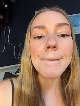 MilaMoone online show from March 20, 10:53 am