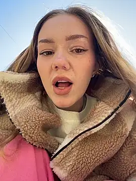 MilaMoone online show from March 22, 9:34 am