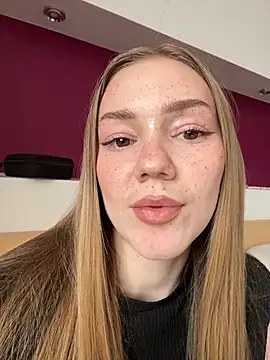 MilaMoone online show from March 26, 10:21 am