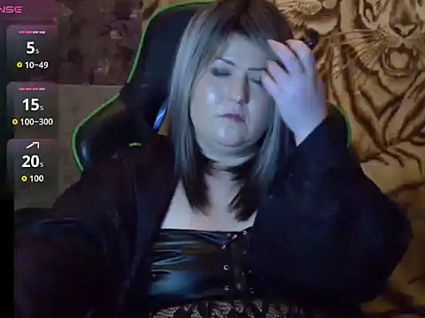 YuliiaSan online show from November 30, 7:18 pm