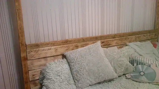 EthelsLover online show from November 20, 10:04 am