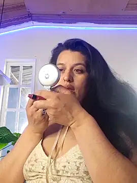 Andrea secret  online show from April 2, 2:15 pm