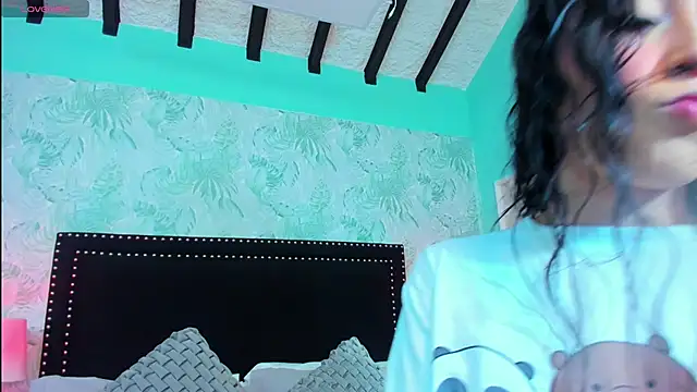 Snapshot of SamyySwet chatting on May 3, 1:11 am SamyySwet online show from May 3, 1:11 am