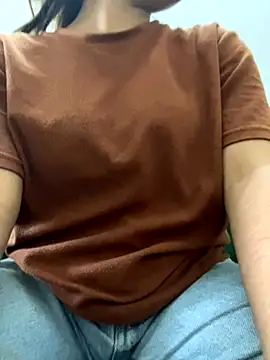 Snapshot of annu_000 chatting on September 16, 1:39 am annu 000 online show from September 16, 1:39 am