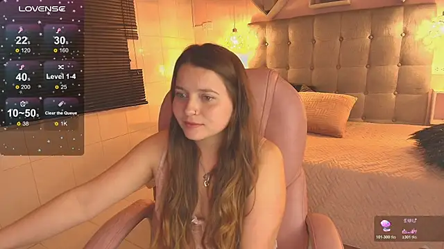 sophiee09  online show from March 28, 2:00 am