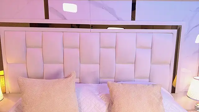 paulina cano online show from February 21, 7:15 pm