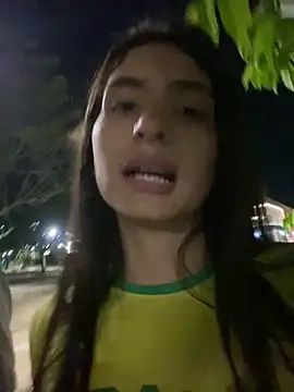 Snapshot of JUIHTE chatting on October 30, 1:18 am JUIHTE online show from October 30, 1:18 am