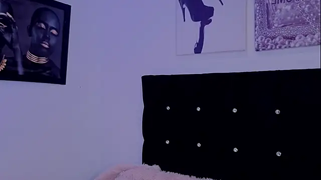 Angel-dragun online show from March 18, 3:09 am