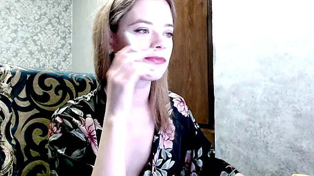 Snapshot of Kate__Loves chatting on October 10, 5:34 pm Kate Loves online show from October 10, 5:34 pm