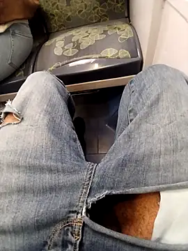 Mikaaa97 online show from April 14, 2:56 pm