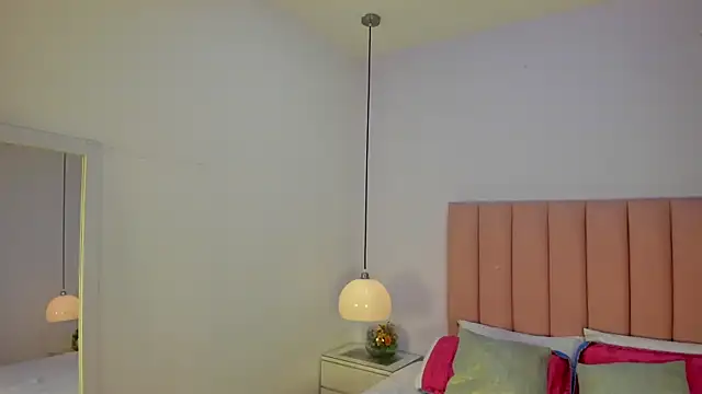 Amy Ferreira online show from November 16, 11:10 pm