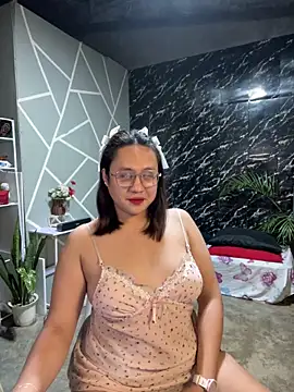 Snapshot of 1aquaticangel69 chatting on November 8, 2:39 pm 1aquaticangel69 online show from November 8, 2:39 pm