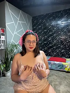 Snapshot of 1aquaticangel69 chatting on November 16, 12:00 pm 1aquaticangel69 online show from November 16, 12:00 pm