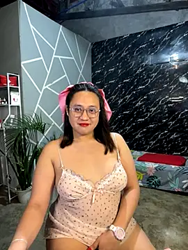 Snapshot of 1aquaticangel69 chatting on November 27, 5:37 pm 1aquaticangel69 online show from November 27, 5:37 pm