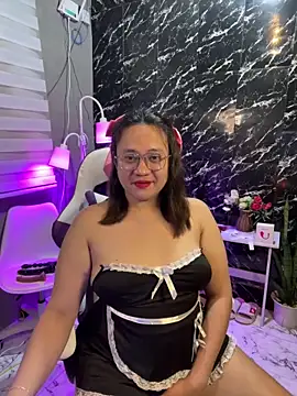 Snapshot of 1aquaticangel69 chatting on December 16, 11:26 am 1aquaticangel69 online show from December 16, 11:26 am