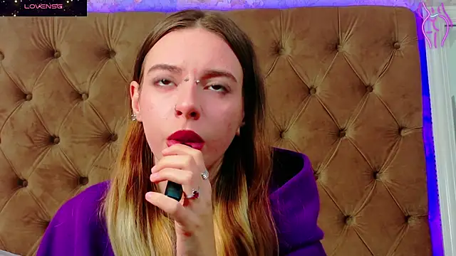 CoraVex online show from December 5, 5:05 am