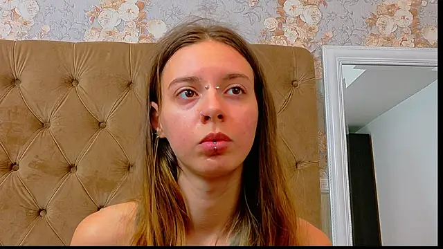 Snapshot of CoraVex chatting on May 28, 3:59 am CoraVex online show from May 28, 3:59 am
