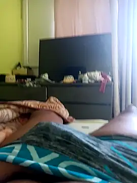 Snapshot of romero115 chatting on September 22, 6:37 am romero115 online show from September 22, 6:37 am