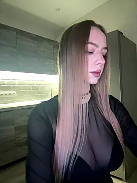 MissOyee online show from January 14, 7:19 pm