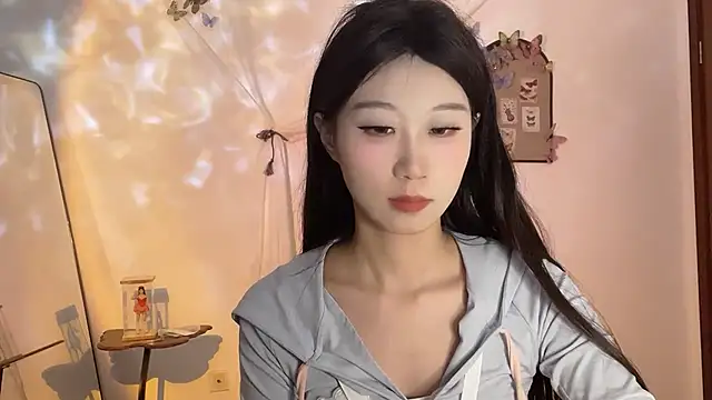 Snapshot of 1X-snake chatting on October 13, 1:11 pm 1X-snake online show from October 13, 1:11 pm