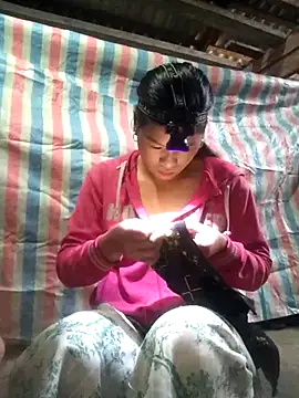 Snapshot of Qinjid002 chatting on October 8, 3:48 am Qinjid002 online show from October 8, 3:48 am