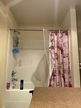 Snapshot of Matthew23Z chatting on October 18, 9:04 pm Matthew23Z online show from October 18, 9:04 pm