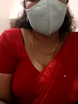 Snapshot of hottamil_honey_couples chatting on September 20, 8:48 am hottamil honey couples online show from September 20, 8:48 am