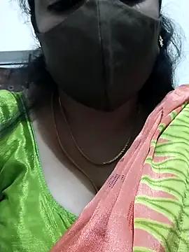 Snapshot of hottamil_honey_couples chatting on September 30, 12:37 am hottamil honey couples online show from September 30, 12:37 am