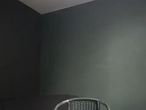 Snapshot of guesswhatbitch chatting on October 11, 6:34 am guesswhatbitch online show from October 11, 6:34 am