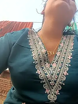 Hot Shredha online show from November 24, 10:26 am