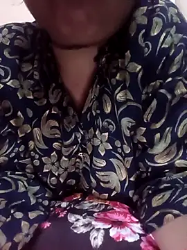 Snapshot of Hotygirl11100 chatting on September 16, 6:20 pm Hotygirl11100 online show from September 16, 6:20 pm