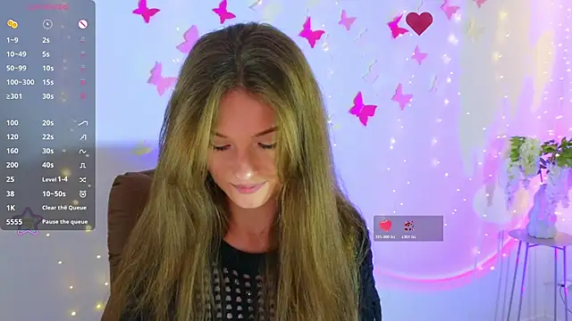 Snapshot of Katyaa_Lover chatting on April 19, 8:55 pm Katyaa Lover online show from April 19, 8:55 pm