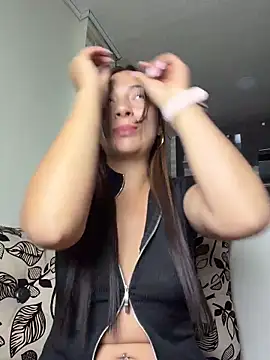 Karlee Grey1 online show from February 14, 4:31 am