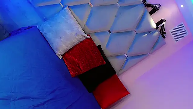 AithanaBlaze online show from February 13, 11:01 pm