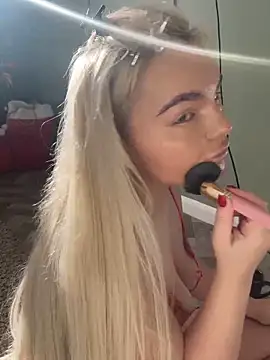 Snapshot of BelleXx chatting on November 17, 12:33 pm BelleXx online show from November 17, 12:33 pm